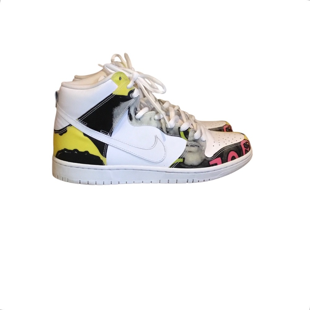 Nike SB Dunk De La Sol Graphic Artwork Sneakers 748751-177